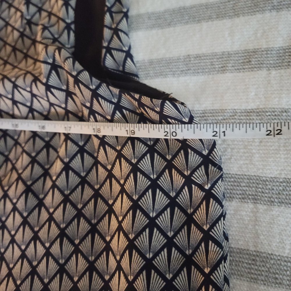 H & M Dress - Picture 6 of 6